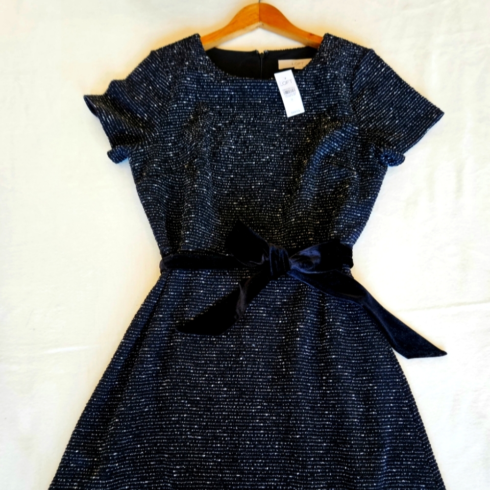 New with tags. Lovely LOFT tweed dress. Size 8.